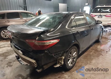 2015 Toyota Camry Se z USA, uszkodzony, nr VIN 4T1BF1FK4FU933662